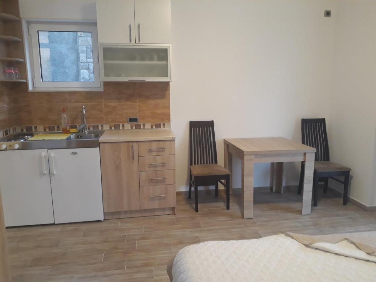 Apartmani Andrea Studio Herceg Novi Exterior foto